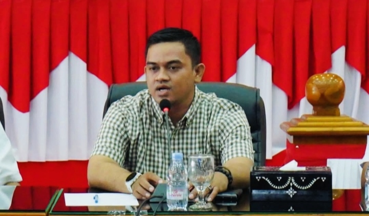 Wakil Ketua III DPRD Sumbawa, Zulfikar Dimetry, Dukung Langkah Tegas Bupati  Tertibkan Kayu di Kawasan Punik - suarasamawa.com